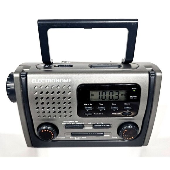 Electrohome Hand Crank Emergency  Radio Alarm Clock Flashlight Blink PCR138E - Picture 5 of 16